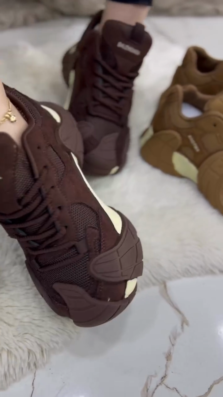 Chunky Dad Sneakers