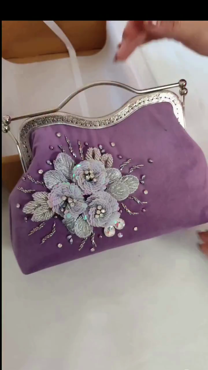 Purple Velvet 3D Floral Beaded Kiss-Lock Clutch