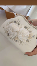 White 3D Floral Beaded Kiss-Lock Clutch