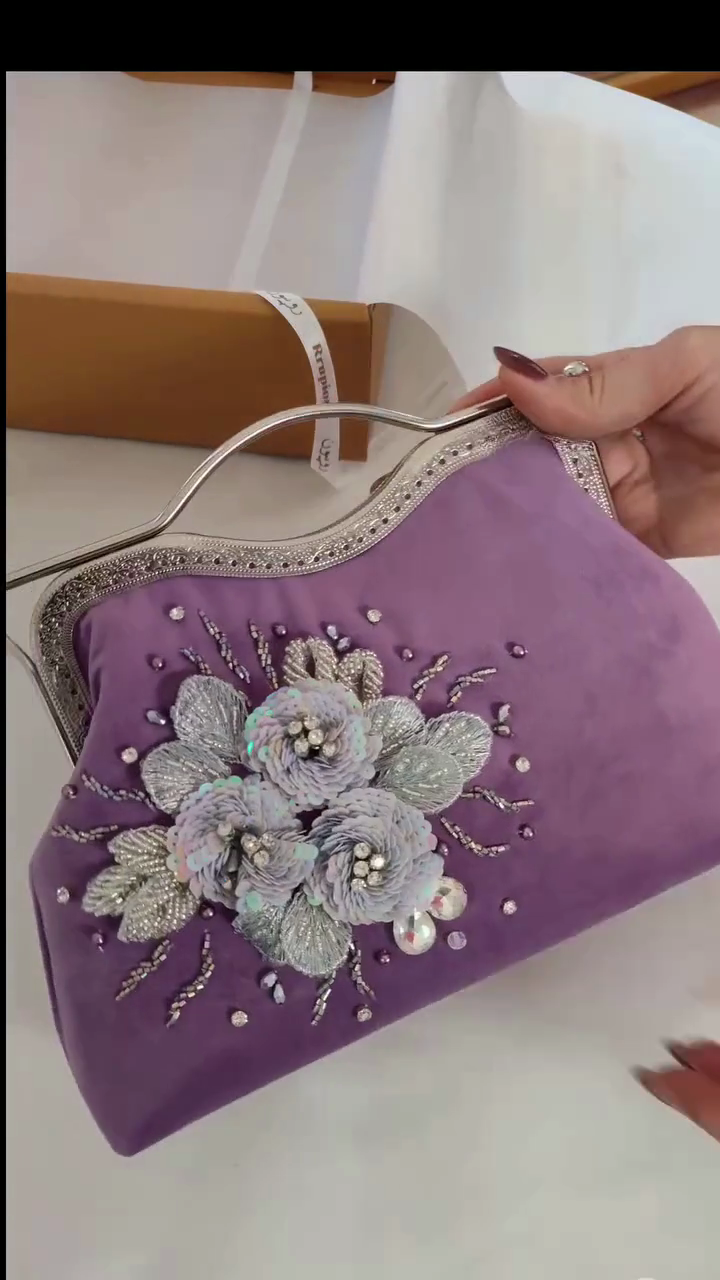 Purple Velvet 3D Floral Beaded Kiss-Lock Clutch