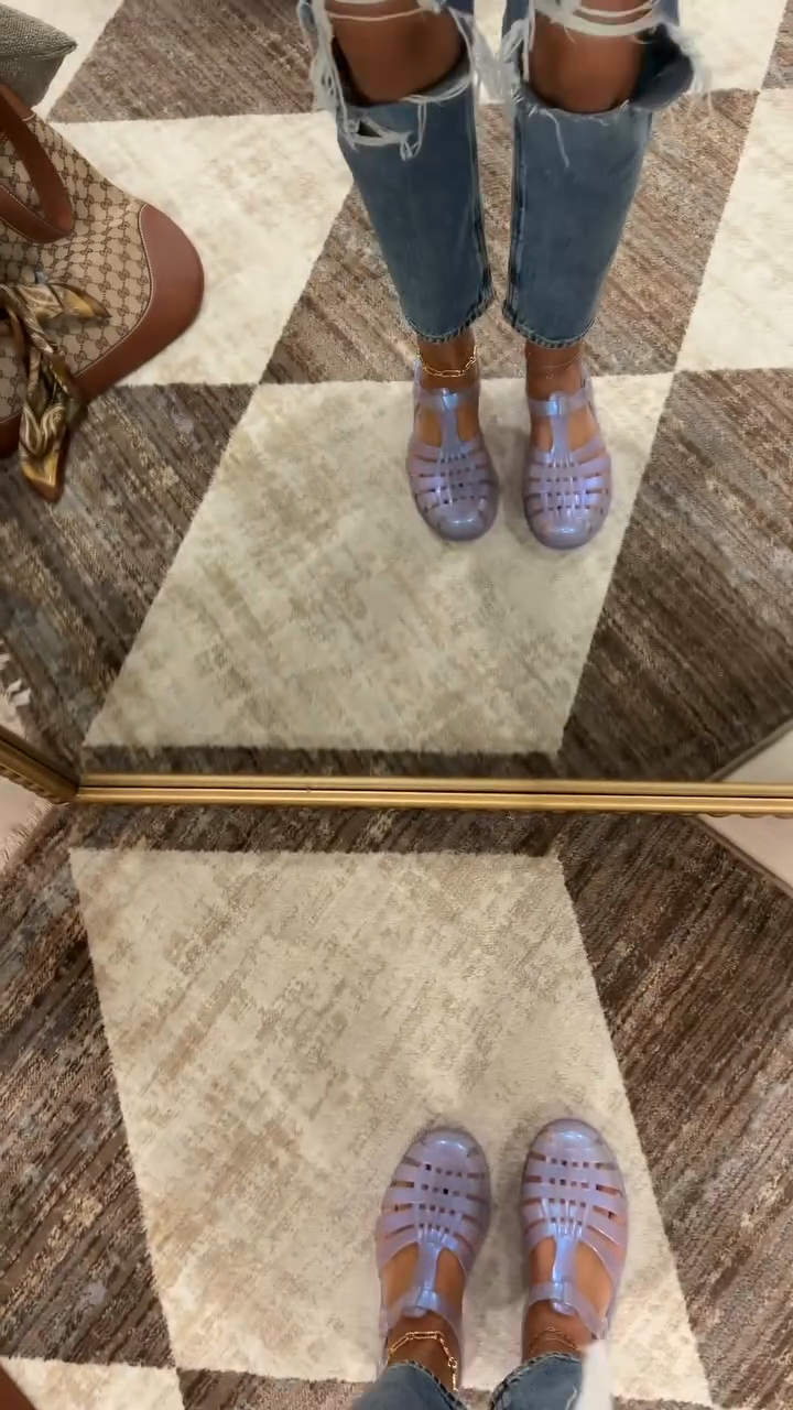 Iridescent Light Purple Fisherman Jelly Sandals