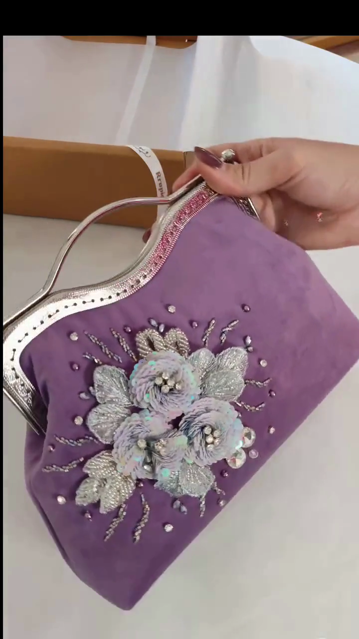 Purple Velvet 3D Floral Beaded Kiss-Lock Clutch