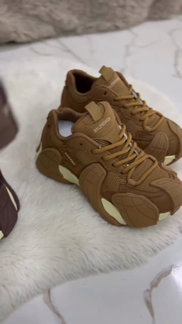 Chunky Dad Sneakers