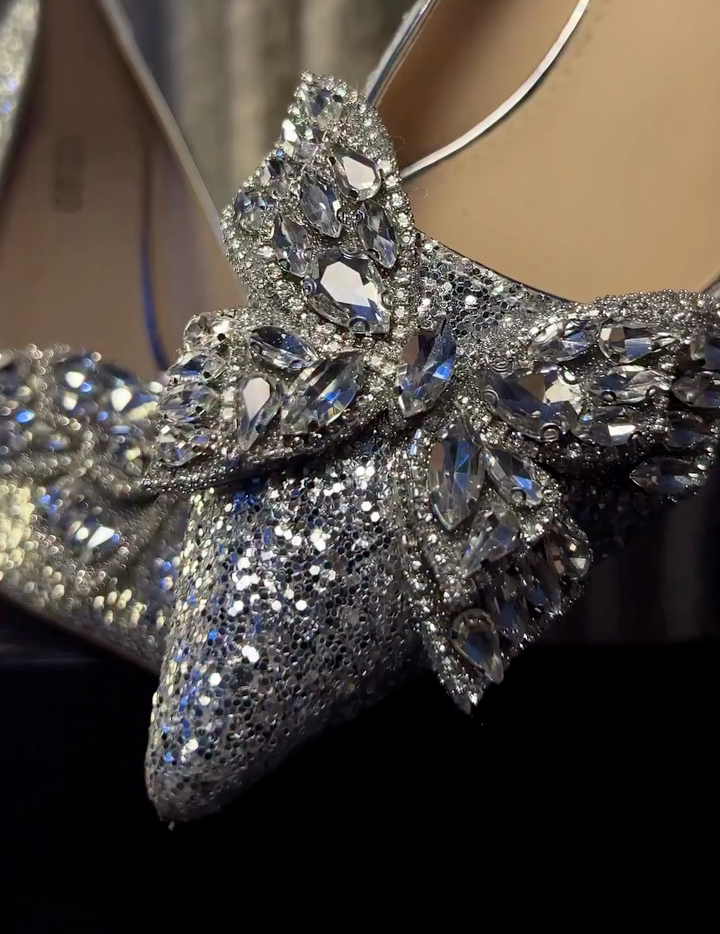 Silver Glitter Crystal Bow Pointed-Toe Flats