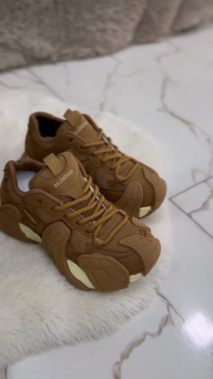 Chunky Dad Sneakers